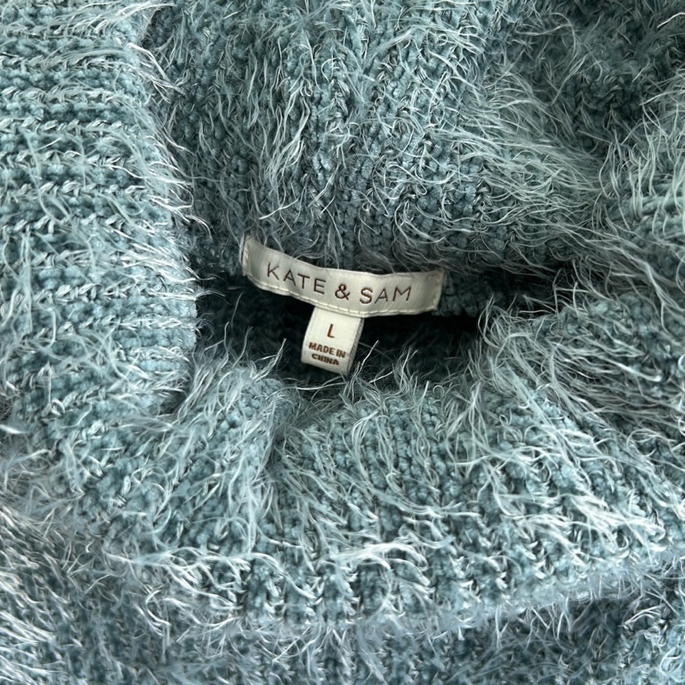 NWT Ladies eyelash sweater, Lg, oversized and super soft! - Picture 2 of 9